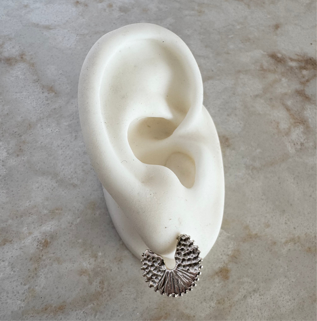 LARREA HOOPS / STERLING SILVER