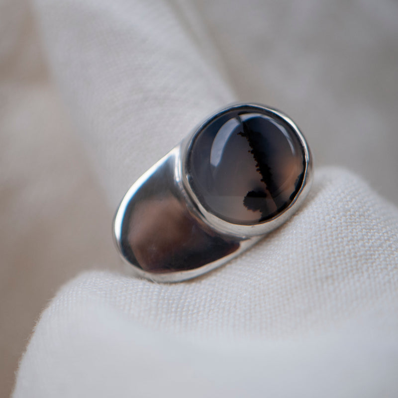 ESPOSA RING / MONTANA AGATE / SILVER