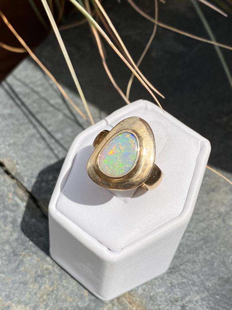 PUDDLE RING / 14K GOLD & AUSTRALIAN OPAL