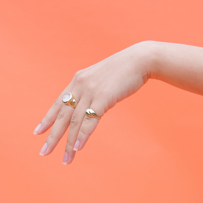 SHELTER RING / GOLD